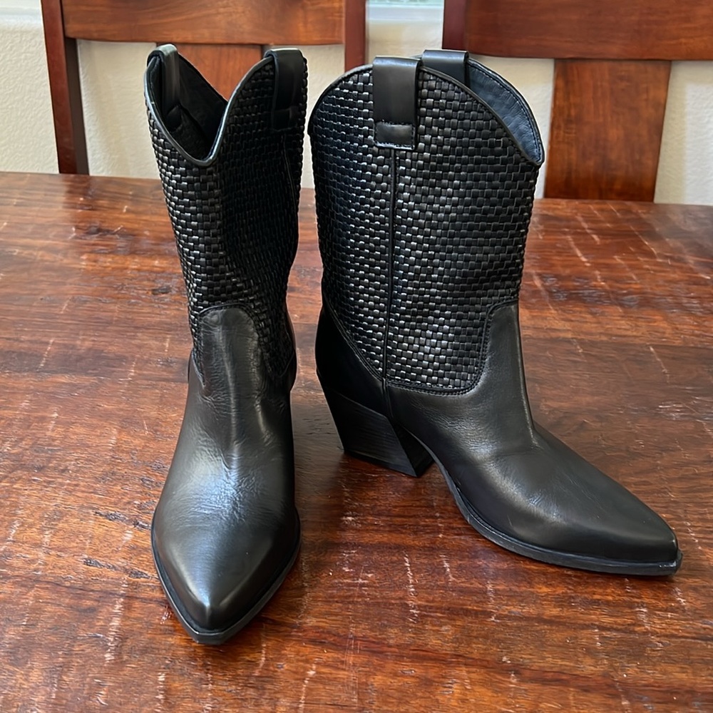 STEVE MADDEN VTG. Western Basketweave Block Heel Leather Boots Black Women's 37